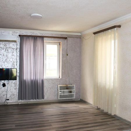 Holiday Home On Aygestan 11 Єреван Номер фото