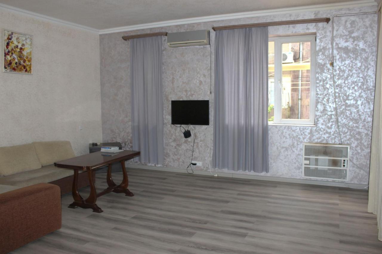Holiday Home On Aygestan 11 Єреван Номер фото